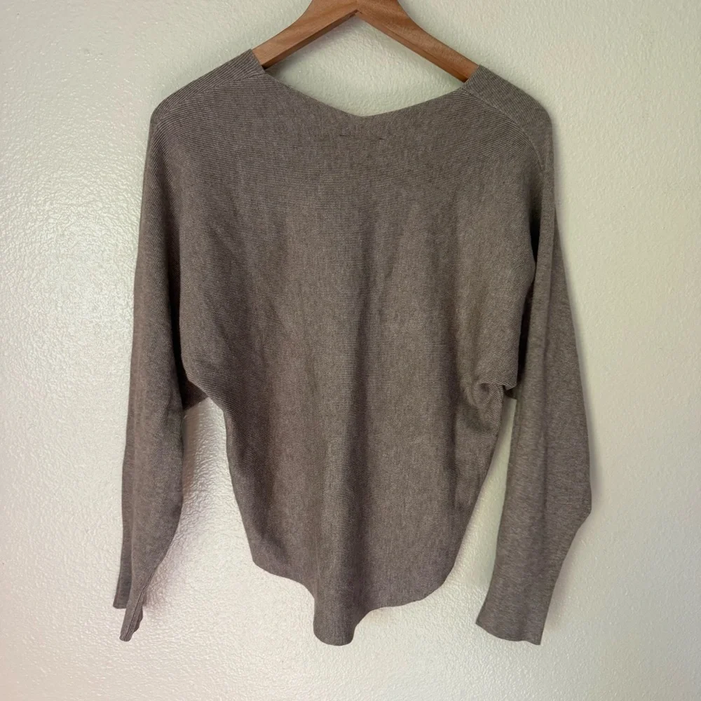 ❇️V-Neck Brown Sweater 2 for $22❇️ - Picture 5 of 5